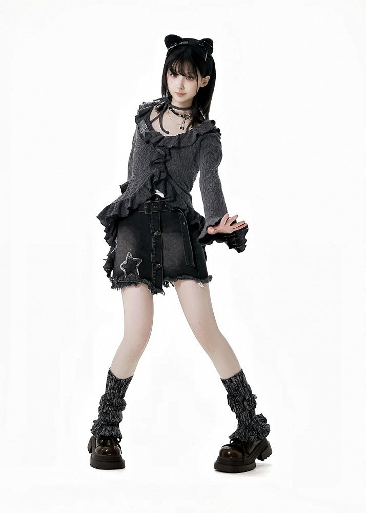 Y2K Schwarzer Jeansrock mit Stern-Applikationen und rohem Saum und Schnallengürtel