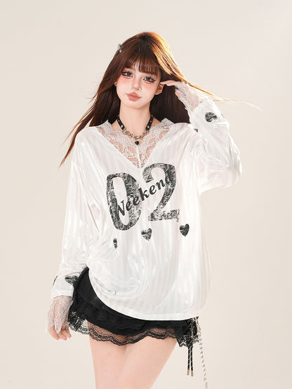 ホワイト/ブラックトリム Vネック レース ナンバープリント ストライプ トップス