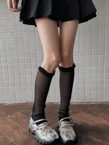 Black/White Leg Lace Warmers