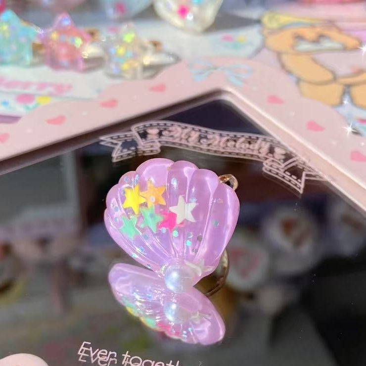 Decorated Conch White/Pink/Blue/Purple Ring