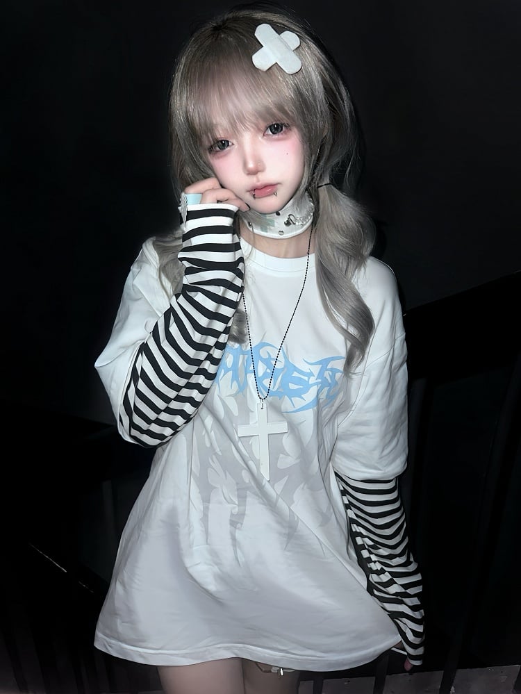 ホワイトフェイクツーピースグラフィックTシャツ