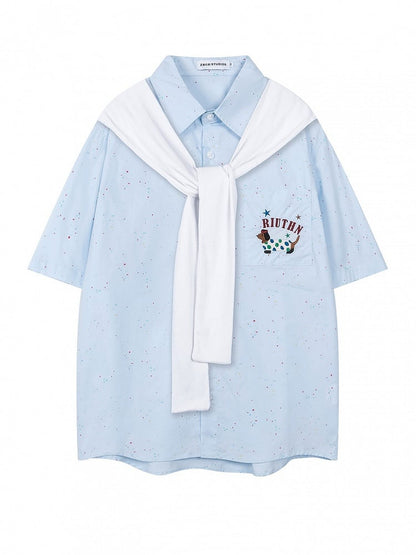 Kurz-/Langarmhemd mit verzierten blauen Kunstärmeln und entzückender Hundestickerei