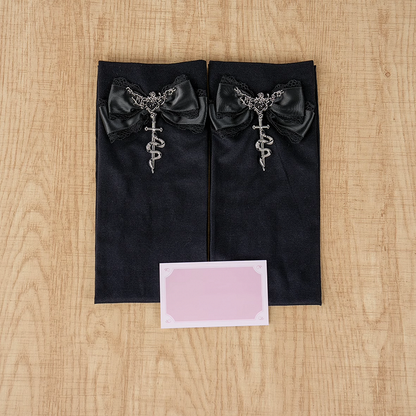 Metal Snake Knee Regular/Long Over Accents Version Schwarze Gothic Kei Strümpfe Bowknot Jirai