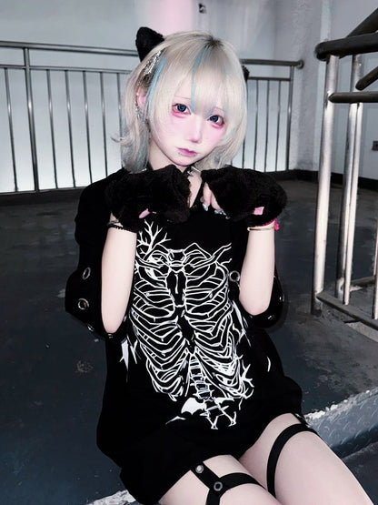 Oversized Black Jirai-Kei Tee with Skeleton Print, Rivets and Circular Eyelets, Short Sleeve - Puzzles
