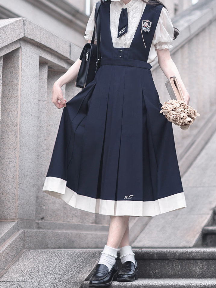 Buchstaben Dunkelblau Stickerei Abzeichen