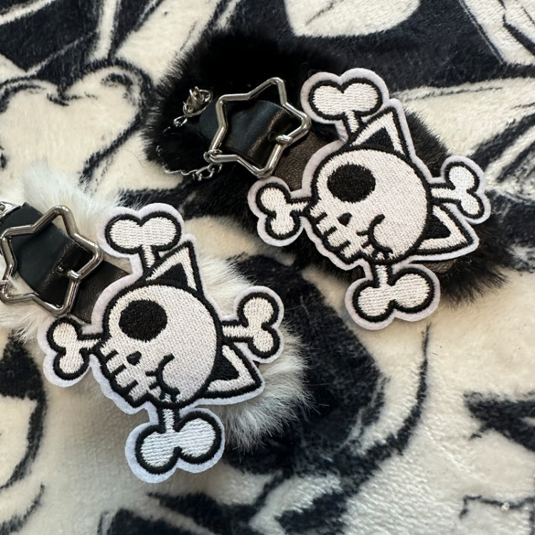 Schwarz-weiße Skelett Gothic Plüsch Haarspange