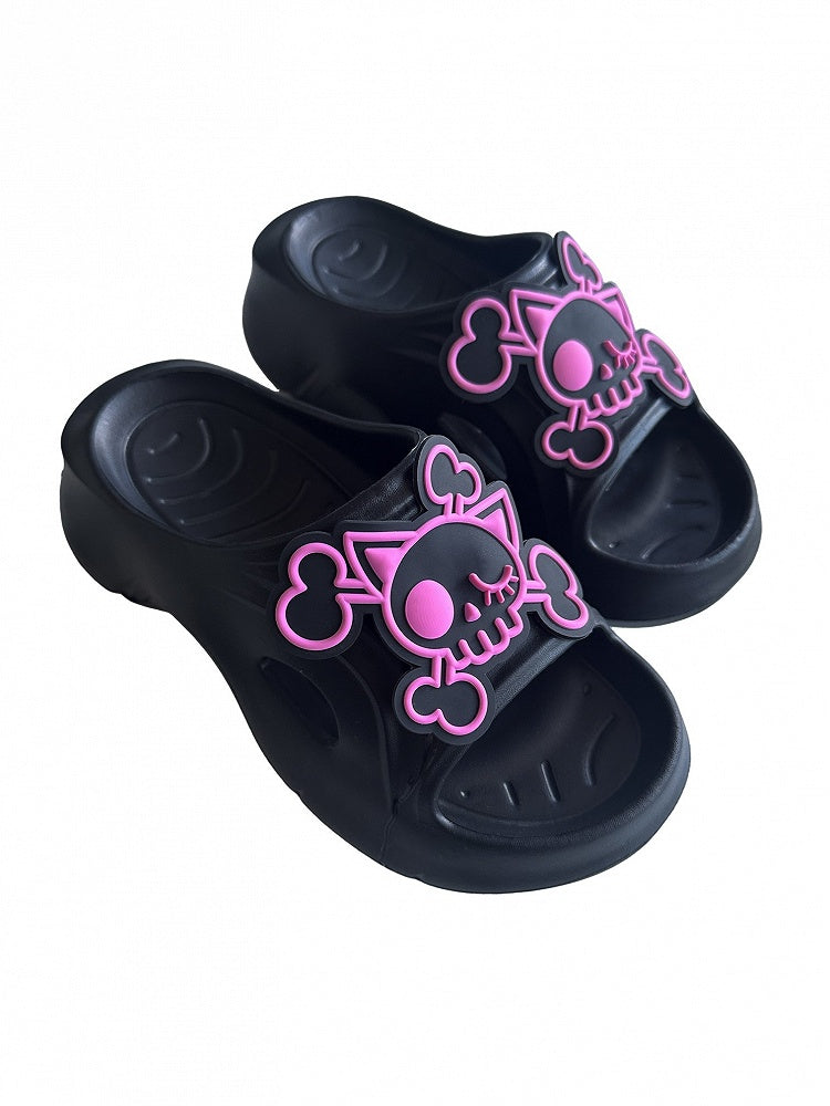 Rosa Applikation und Gothic Hausschuhe Dickes schwarzes Sommerskelett