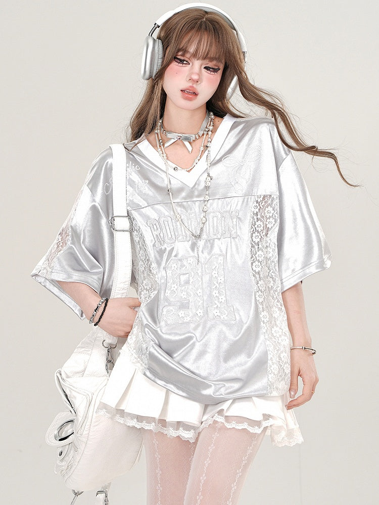 Grau/schwarzes sportliches T-Shirt mit V-Ausschnitt und Spitzen-Patchwork