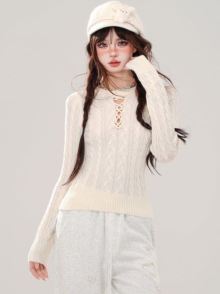 Grauer Slim-Fit-Pullover mit Rundhalsausschnitt und Cut-Out-Detail