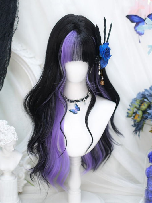 紫と黒のハイライト、アンダーバスト丈のウェーブウィッグ（エアバング付き）