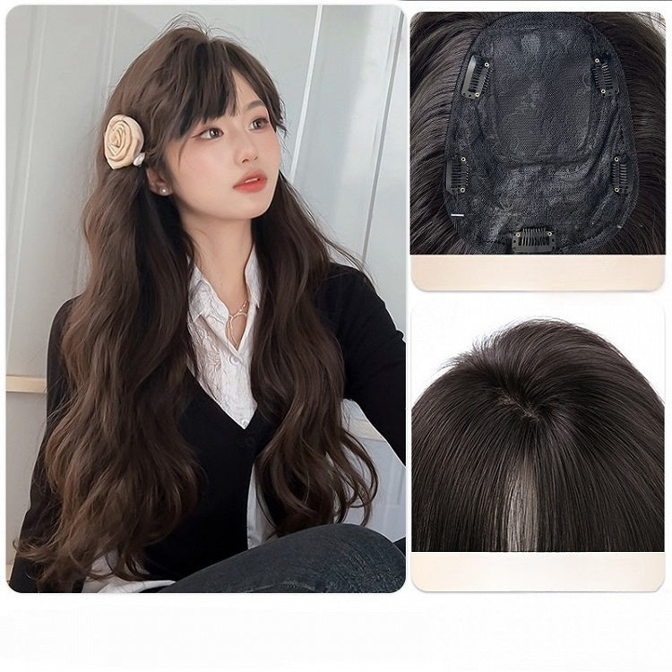 長さ65cmのウィッグ付き、ブラウンのウェーブ前髪