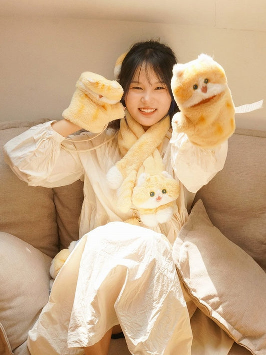 Cremegelbe süße Handschuhe in Katzenform