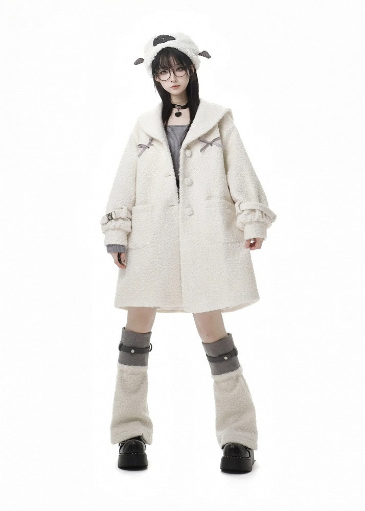 Weiß-graue, ausgestellte Beinwärmer aus Fleece für Weihnachten