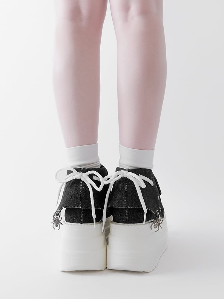 Schwarz-weiße Punk Spider Plateau-Sneaker