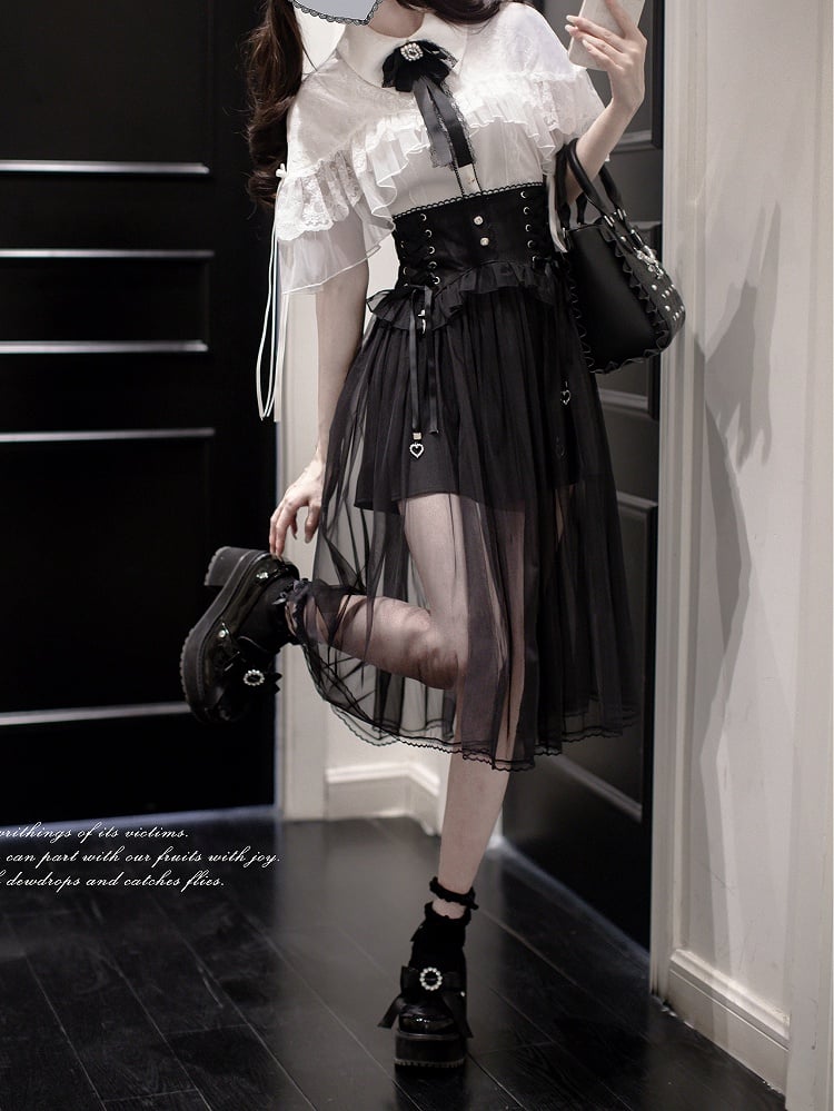 with Trim and Lace Jirai Kei White Cape Design Blouse Flat Collar Pointed