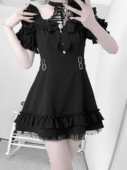 Detailreiches Jirai Kei Neckholder-Kleid mit Schnürung und schwarzer Schleife