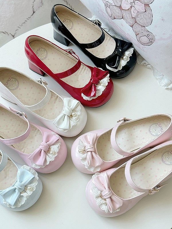 Chaussures Lolita roses à talon carré de 4,5 cm avec motif cœur et lanière à pression
