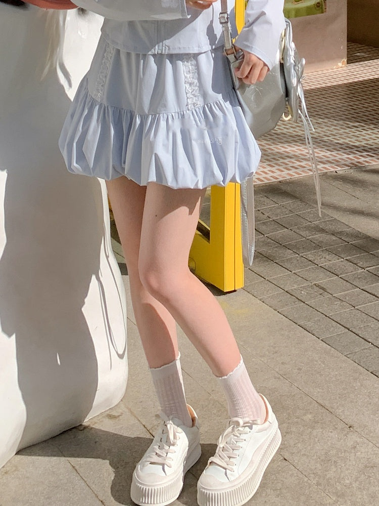 ライトブルーの伸縮性ウエストのスイートバブルスカート