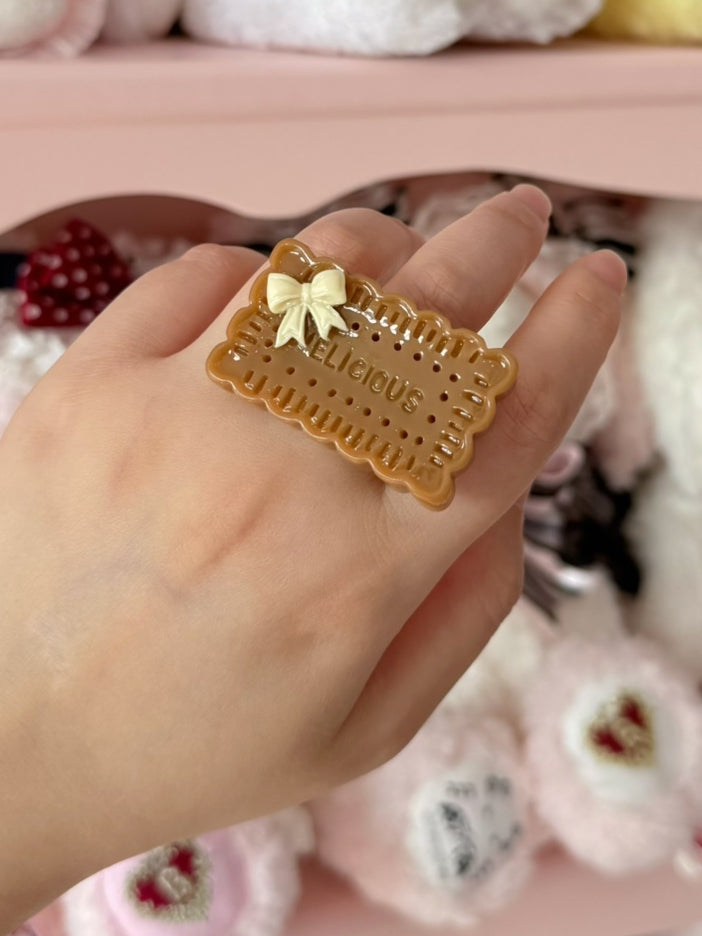 蝶結びチョコレートホワイト/ブラウン装飾リング