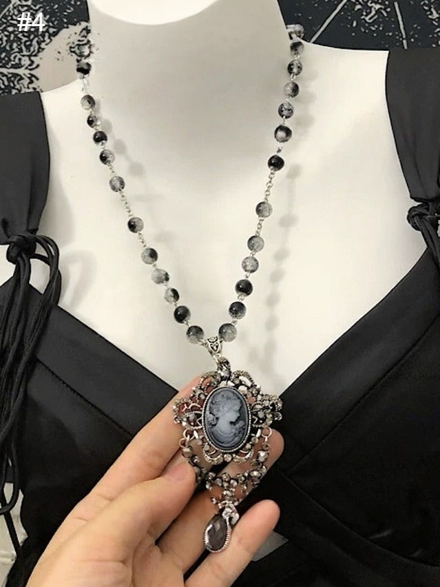 Black & White Beaded Gothic Necklace - Boobi Shop