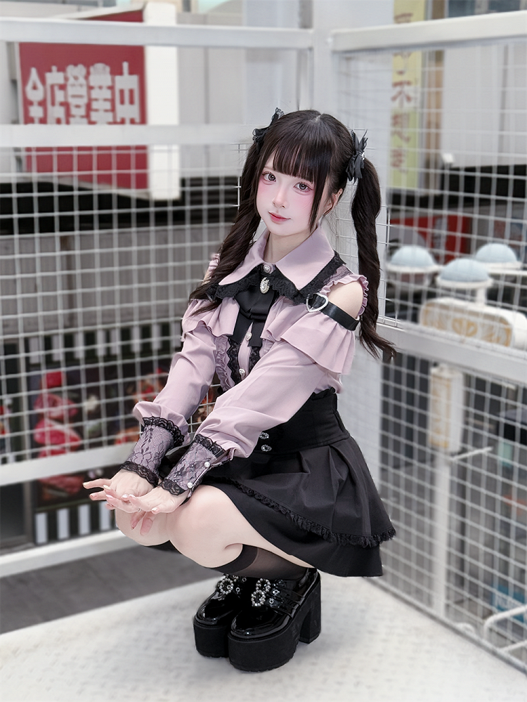 Dusty Blouse: Jirai Kei Sweetheart Buttons Pink