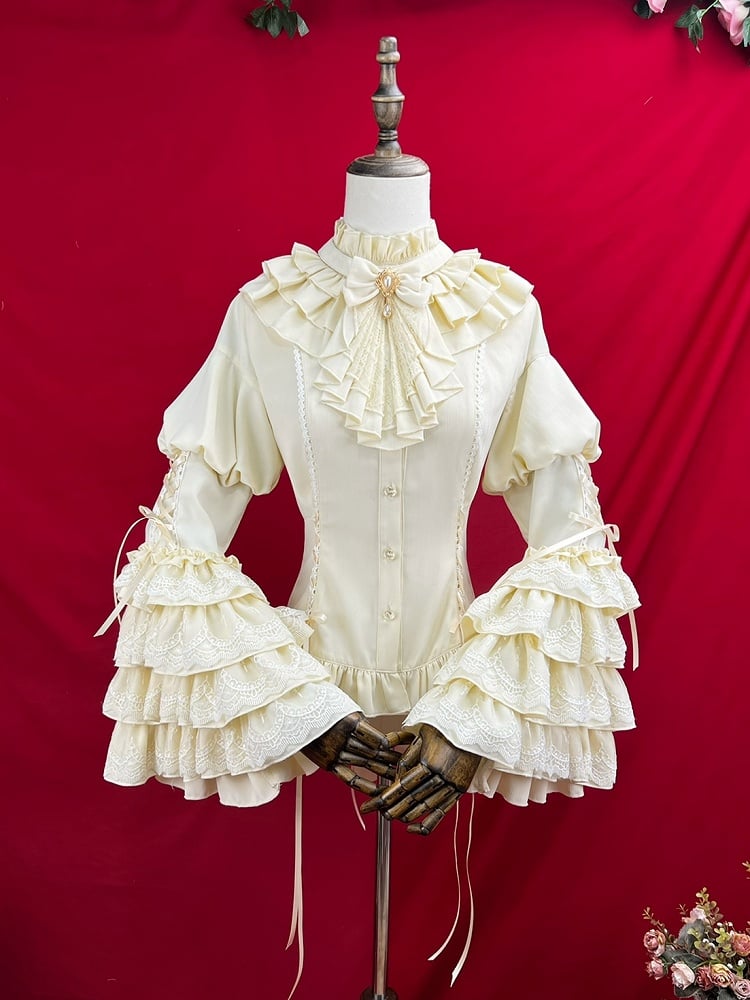 Gothic Lolita Krawattenhalsausschnitt Mehrlagige Rüschen Jabot-Ärmel Glocken-Apricot mit Hemd