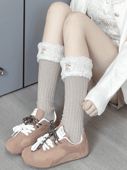 ホワイト/ブラック スイートプラッシュカーフソックス