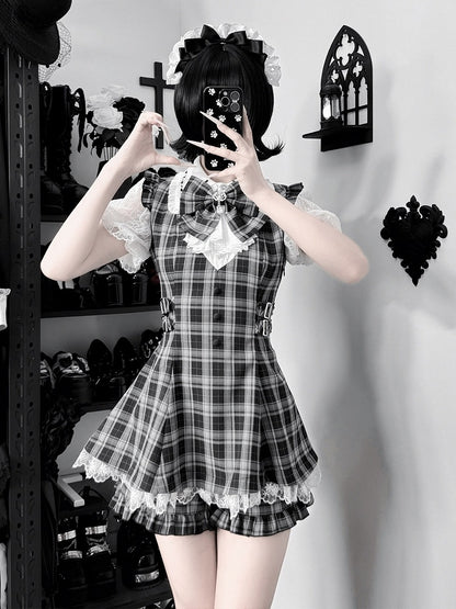 Jabot Black & White Jirai-Kei Plaid Short Sleeve Gown with Lace Bow Accents + Matching Shorts Set - Puzzles