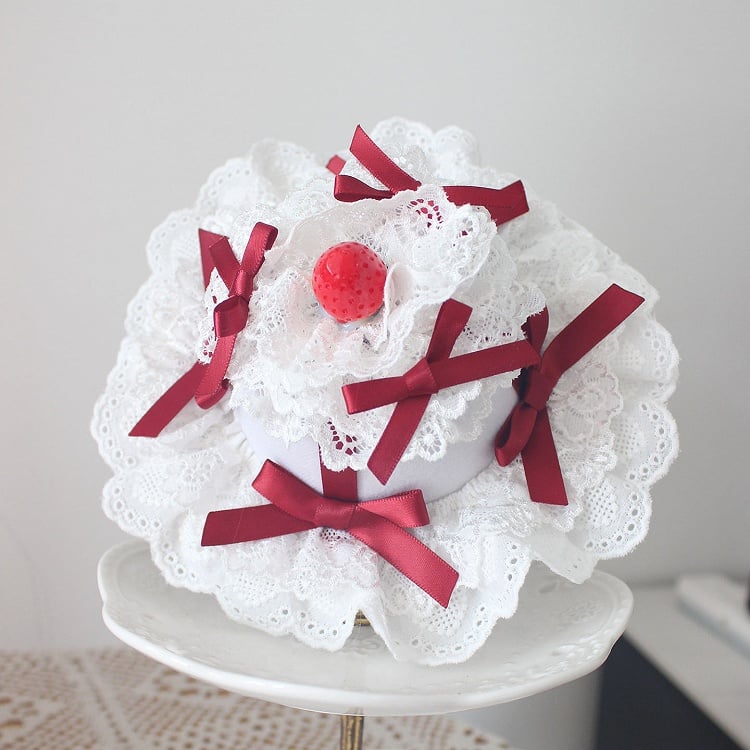 Hat Lolita Mini Sweet Strawberry Cake