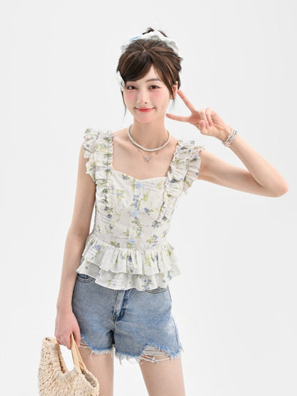 Jeansshorts mit offenem Saum in Blau mit hohem Bund