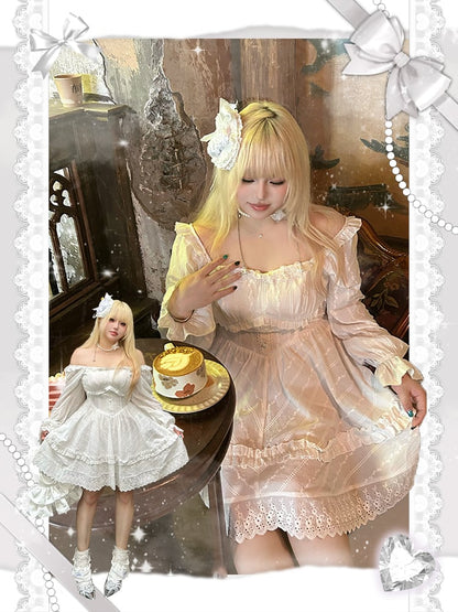 with Floral White Basque Waist Dress and Trim Lace Decoration Plus Neckline Size