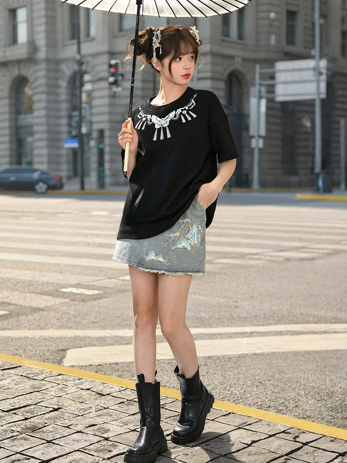 Black Round Butterfly Embroidery Cheongsam Style T-Shirt Neck