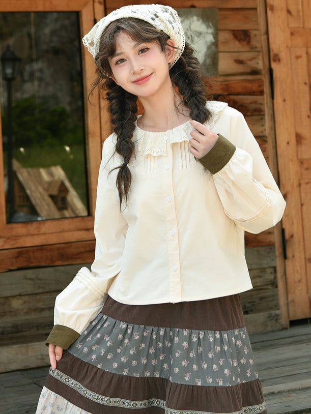 アプリコットラウンドネックブラウス