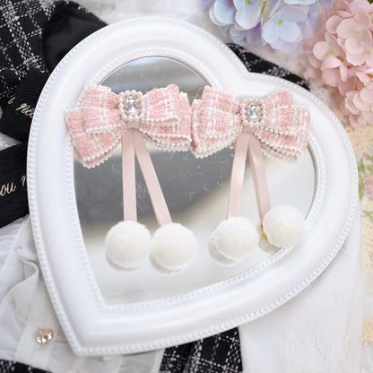 Jirai Kei Hellblaue Haarspangen aus Tweed mit Perlen und Schleife und Pompon-Details