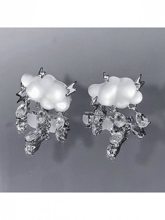 White Cloud Rhinestone Earrings - Kiwi Store