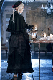 Side-back styling of veiled hat