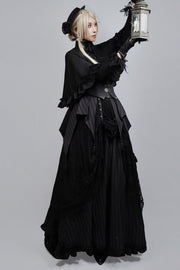 Side styling of black hat and veil