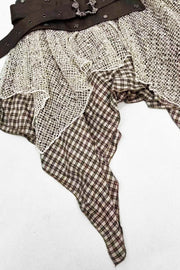 Open mesh and tartan layer detail