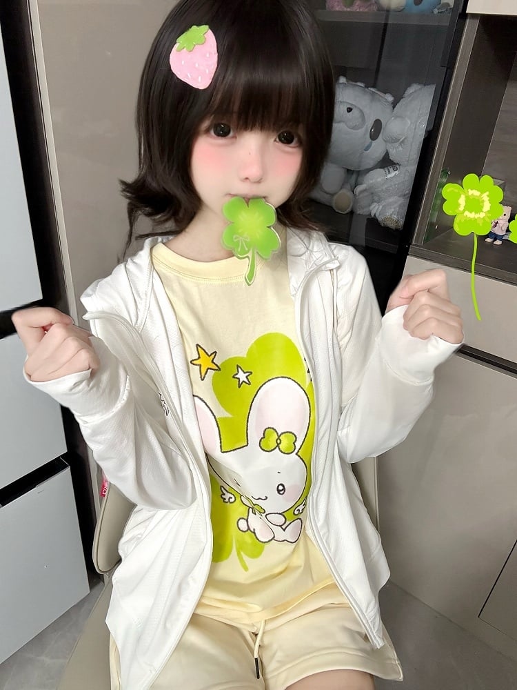 Leaf Lucky Clover and Bunny Print Apricot Four Cotton T-shirt