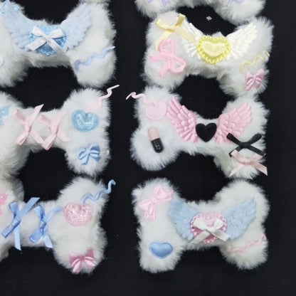 ふわふわの骨型ヘアクリップ