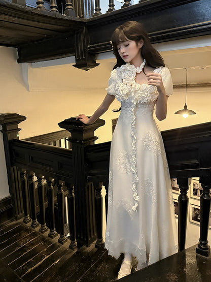 Quadratische verzierte Taille Rosen Elegant Empire Stück Ausschnitt weißes Kleid One Lolita