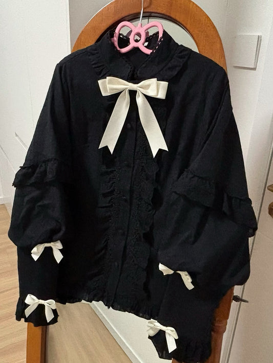 Bowknots Cream with Lolita Leg-of-Mutton Sleeves Black Blouse