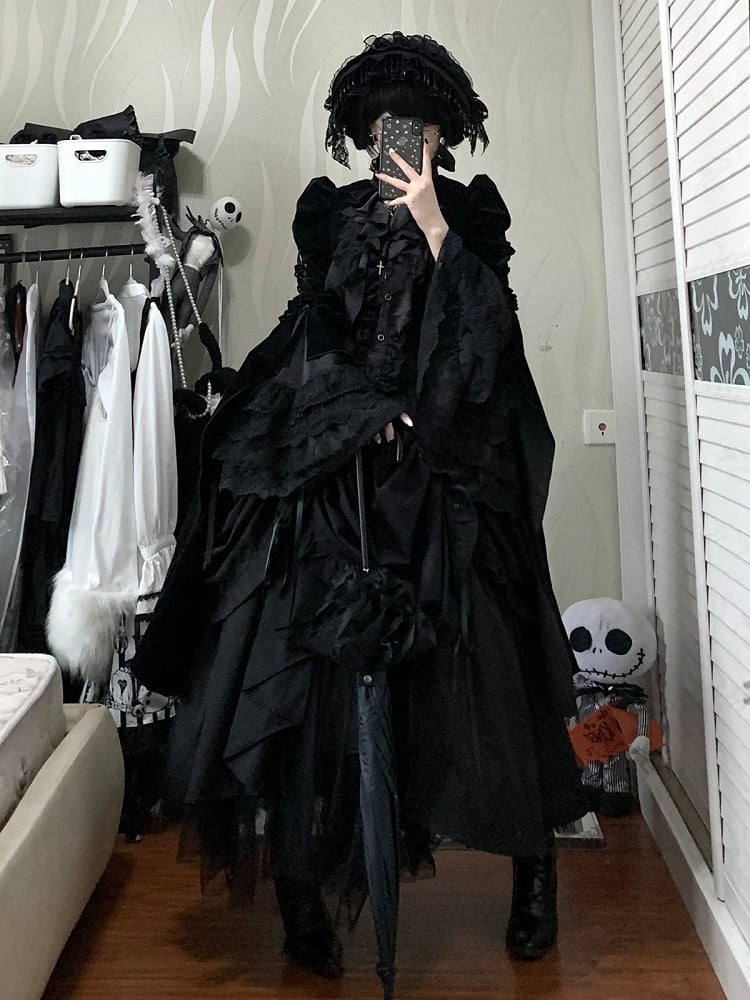 Collar Curved Lolita Sleeves Gothic with and Flounced Coat Black