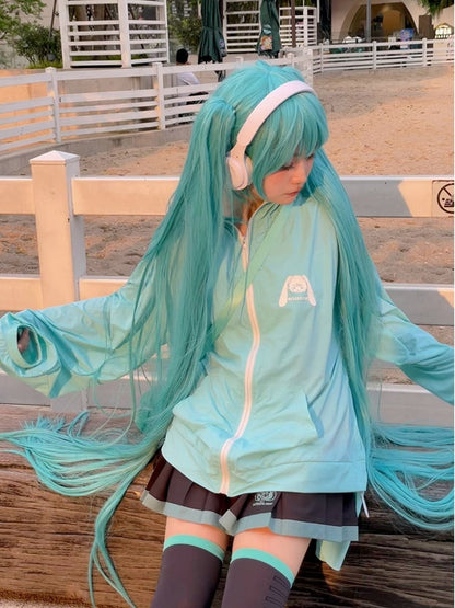 Oversized Kapuzenpullover mit grünen Ohren und Hase