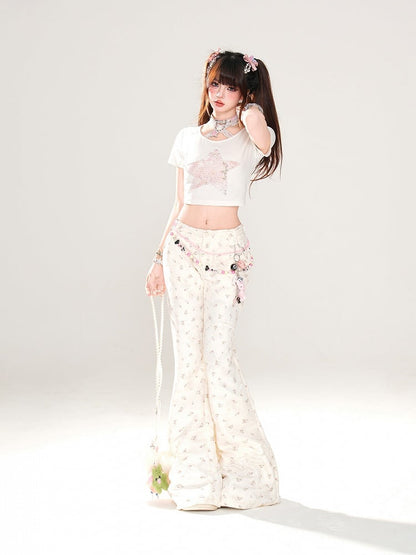 Glamorous Neck – Kurzes weißes Neckholder-T-Shirt aus Spitze mit Sternenprint