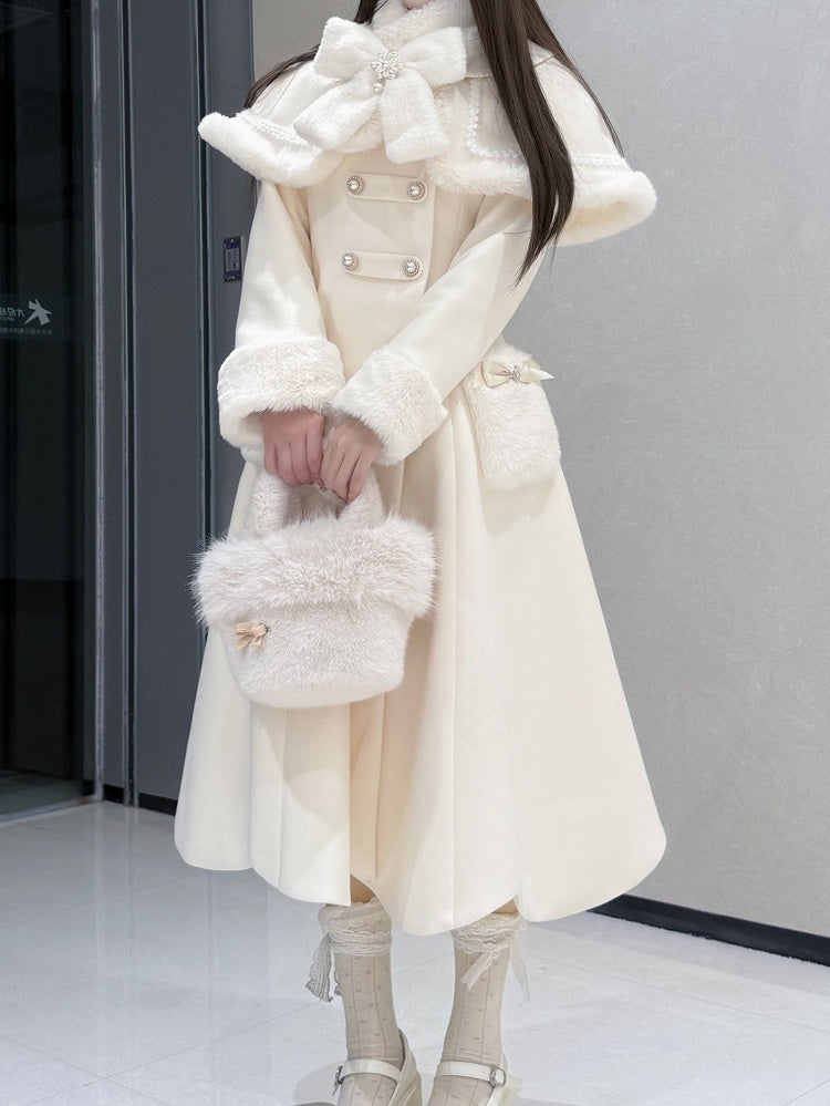 Aprikosenfarbener Lolita-Mantel mit gewelltem Rand und Plüschschal mit Schleife