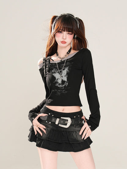 Grafisches Top Enigmatic Night Butterfly Schwarz/Weiß Asymmetrischer Ausschnitt Schnallenträger Glamourös