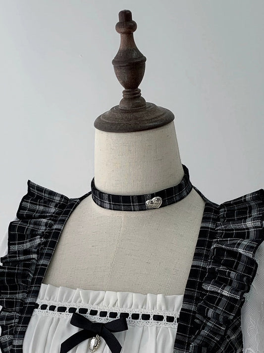 Plaid Choker in Black & White Checkered Pattern - Ekomi