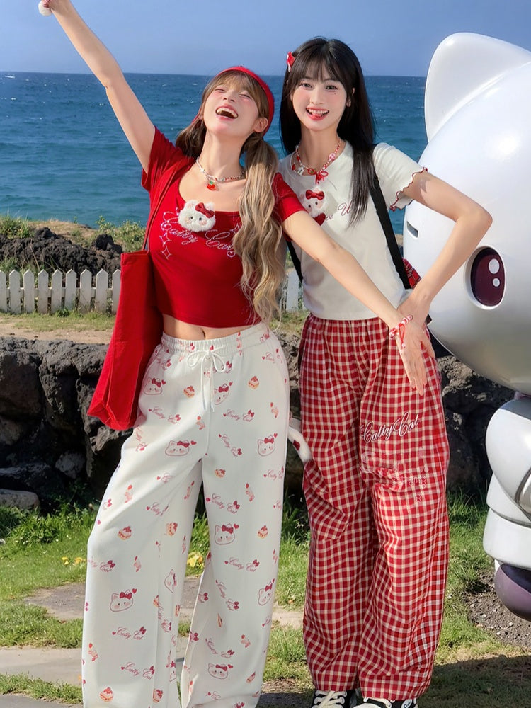 詳細 取り外し可能なキティのぬいぐるみネックラインストーンレッドスクエア付きTシャツ