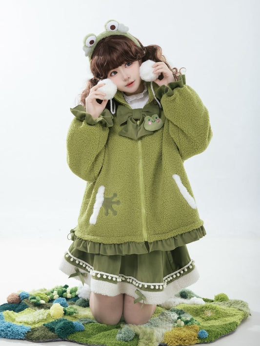 グリーンのハイネックリトルフロッグフード付きフリースコート